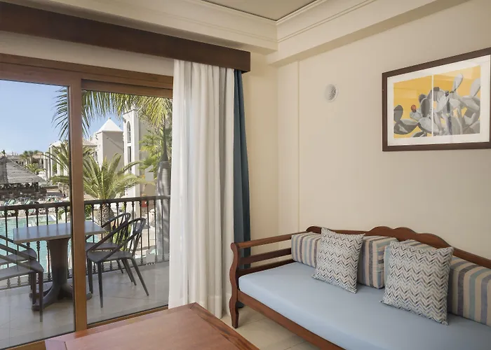 Marylanza & Hotel 4*