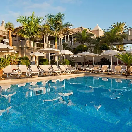 Marylanza & ホテル 4*