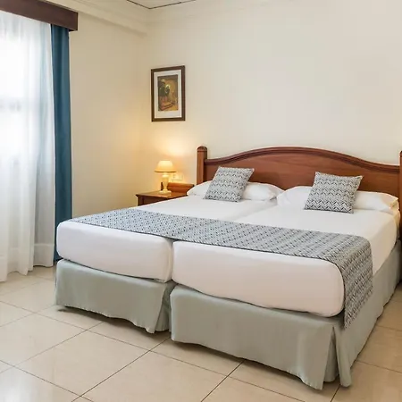 Marylanza & Hotel 4*