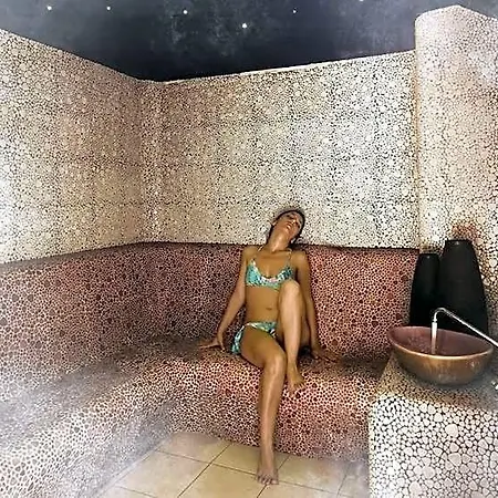 Marylanza & 4* لوس كريستيانوس