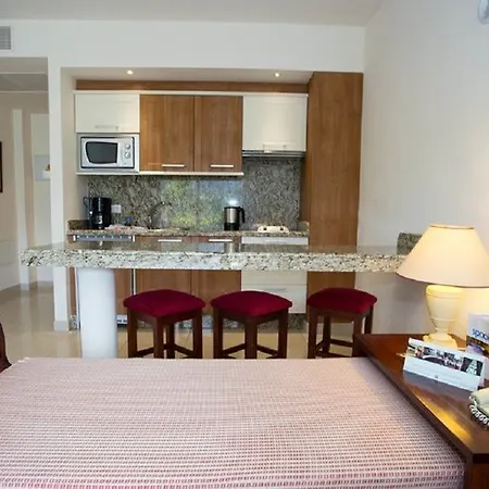 ホテル Marylanza & 4*