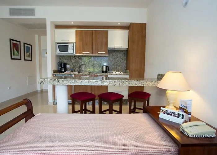 Hotell Marylanza & 4*