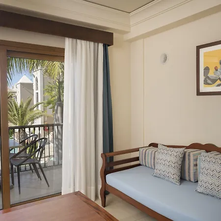 Marylanza & Hotel 4*